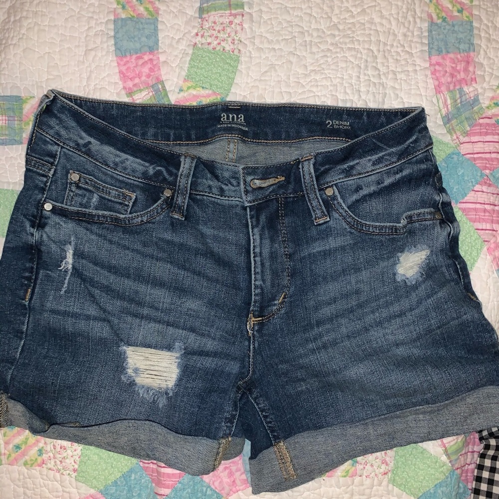 Ana medium washed jean shorts